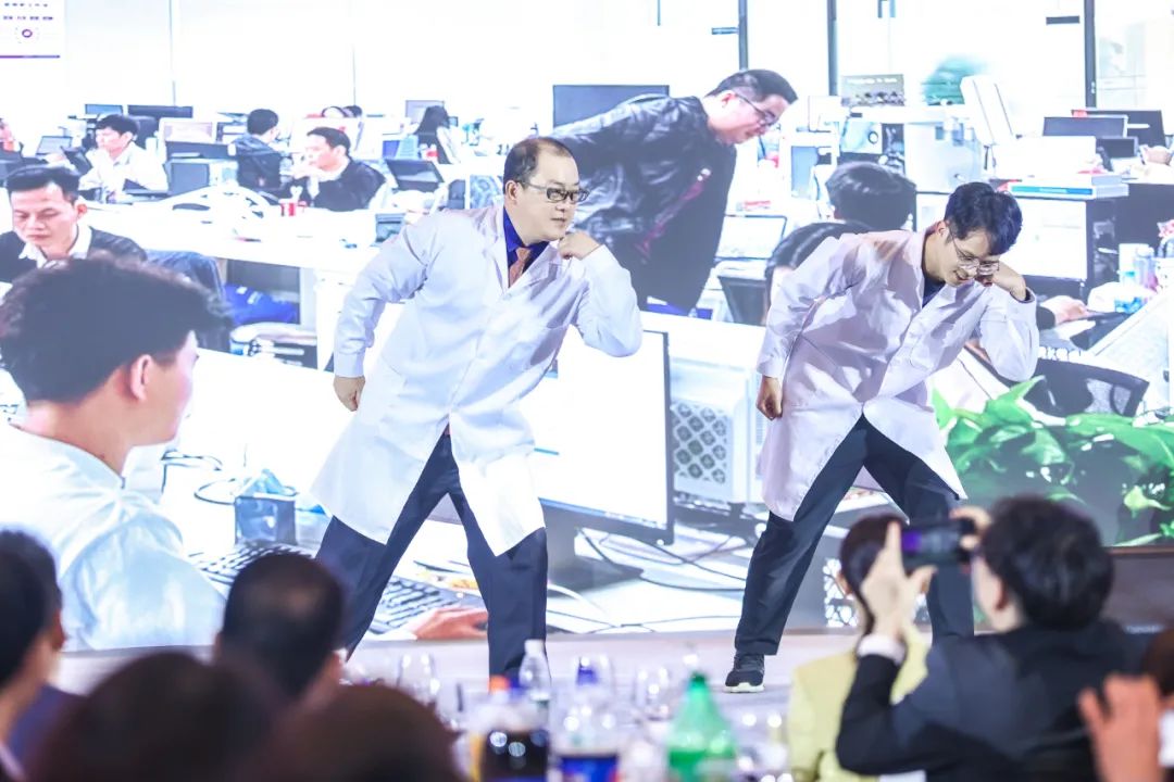 BETWAY(ķ)ٷվ-West Ham United